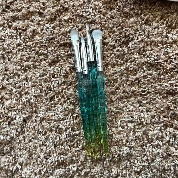 Make up bundle - Picture 3 of 8